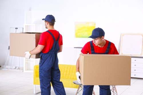 Removal van and moving team serving homes in Haringey